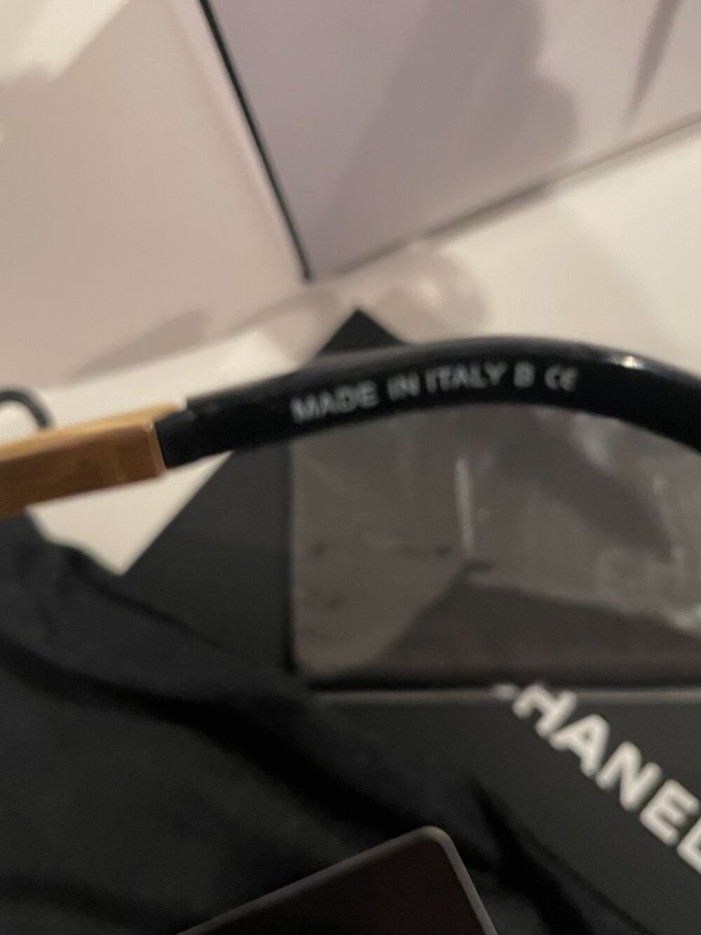 NWT Authentic Chanel Pearl Sunglasses w/Two free gifts - Picture 6 of 14